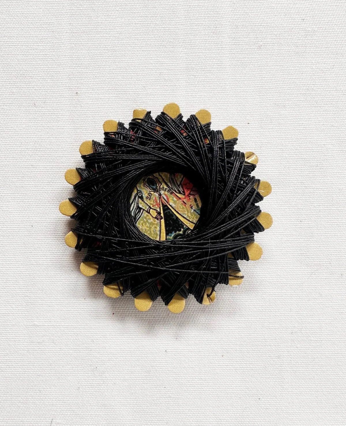 Black Sajou Waxed Linen Button Thread 20 meters