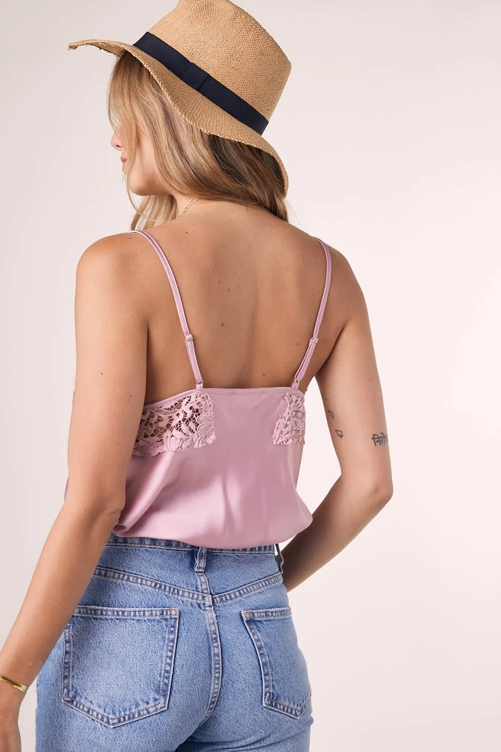 SILKY LACE TRIM CAMISOL:  MUSHROOM