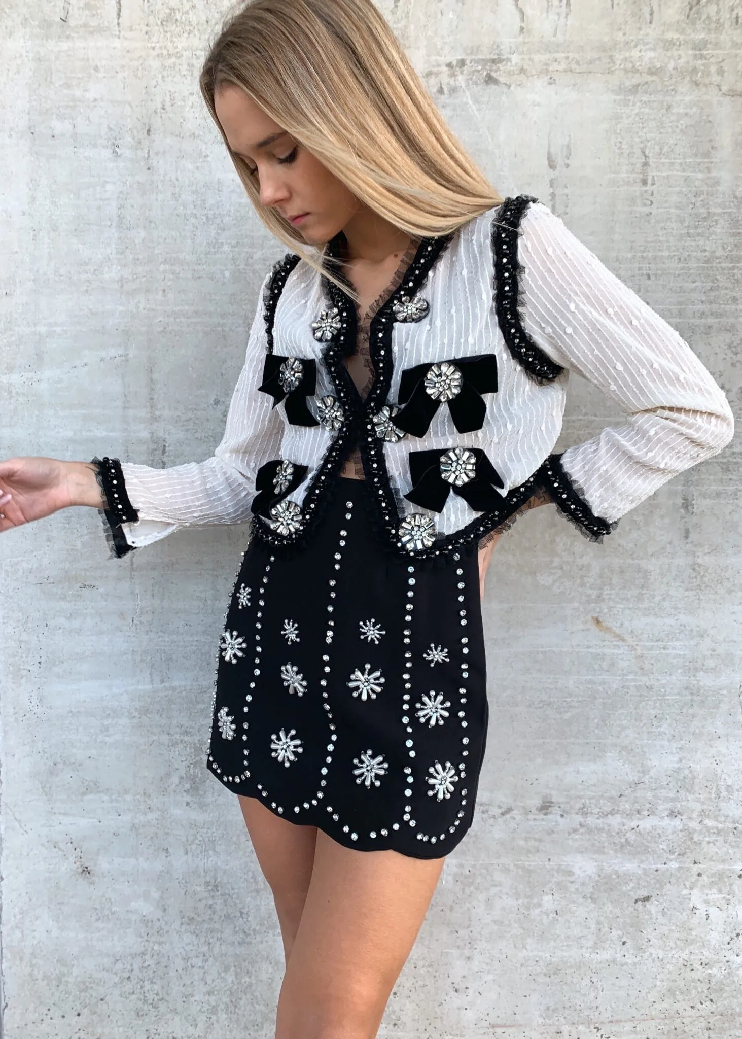 Sladjana Bow Decor Cropped Blazer
