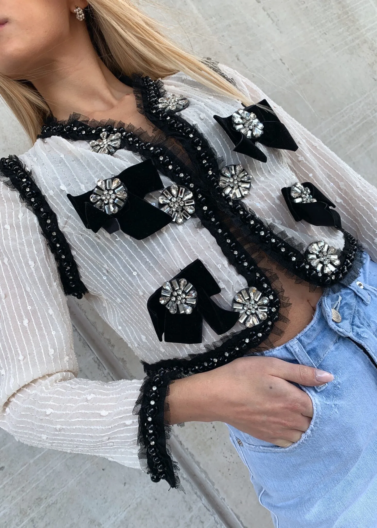 Sladjana Bow Decor Cropped Blazer